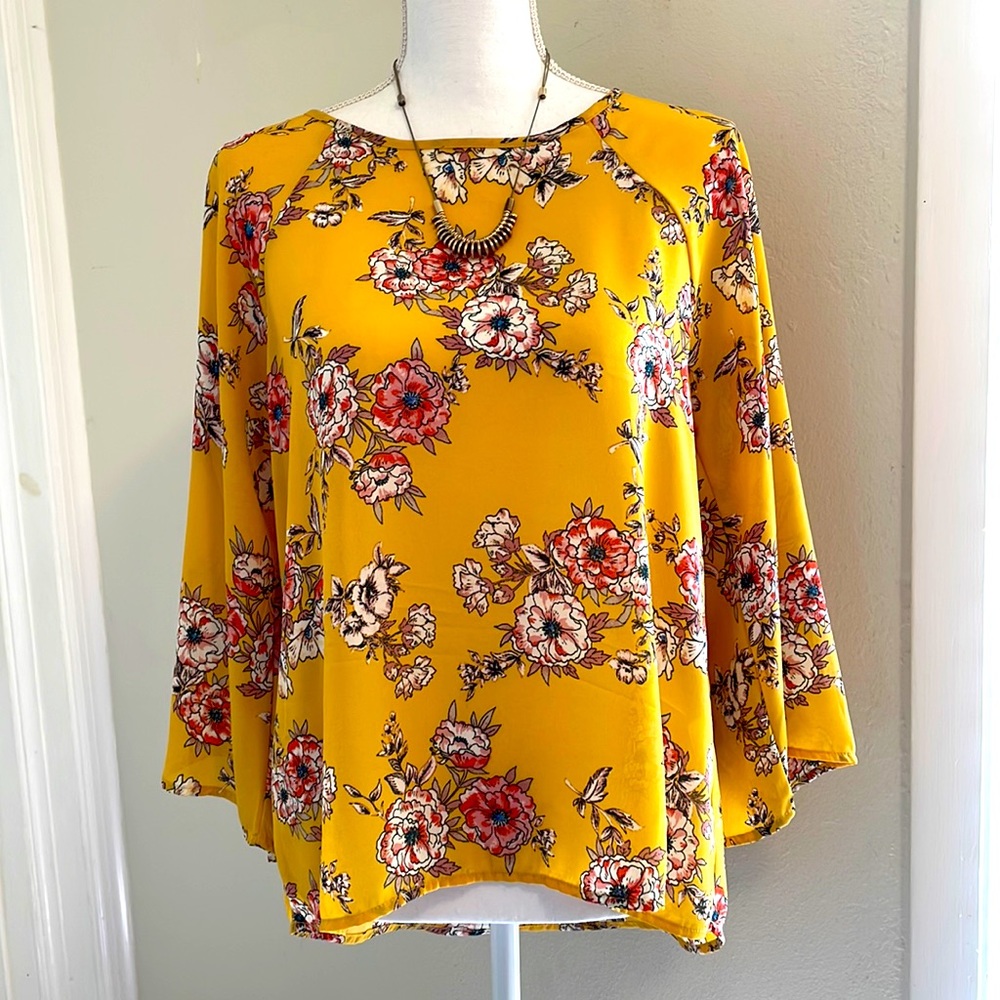 Papermoon Larie Crew Neck Blouse